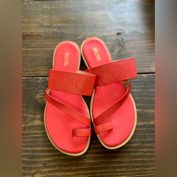 MICHAEL KORS PRATT SANDAL GRAPFRUIT SIZE 8.5 EUC - Picture 3 of 5